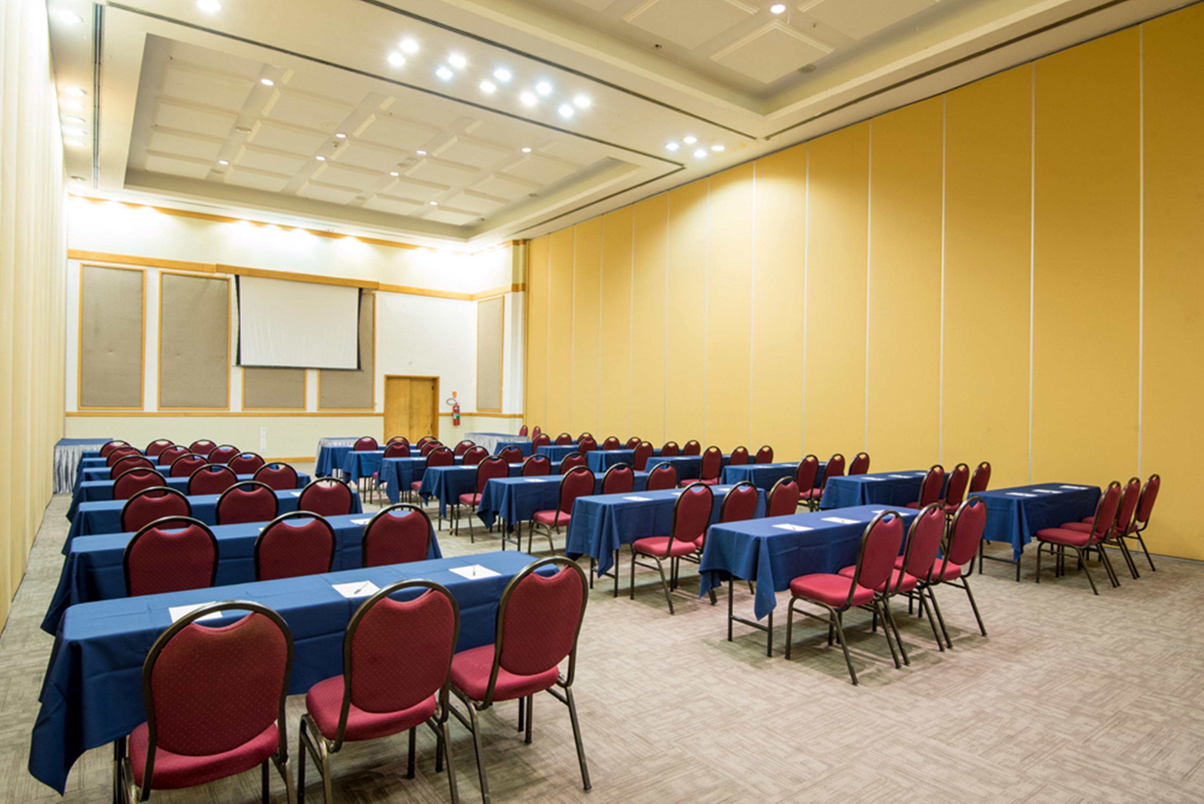 Vila Gale Eco Resort Angra Ангра-дус-Рейс Екстер'єр фото A typical conference room