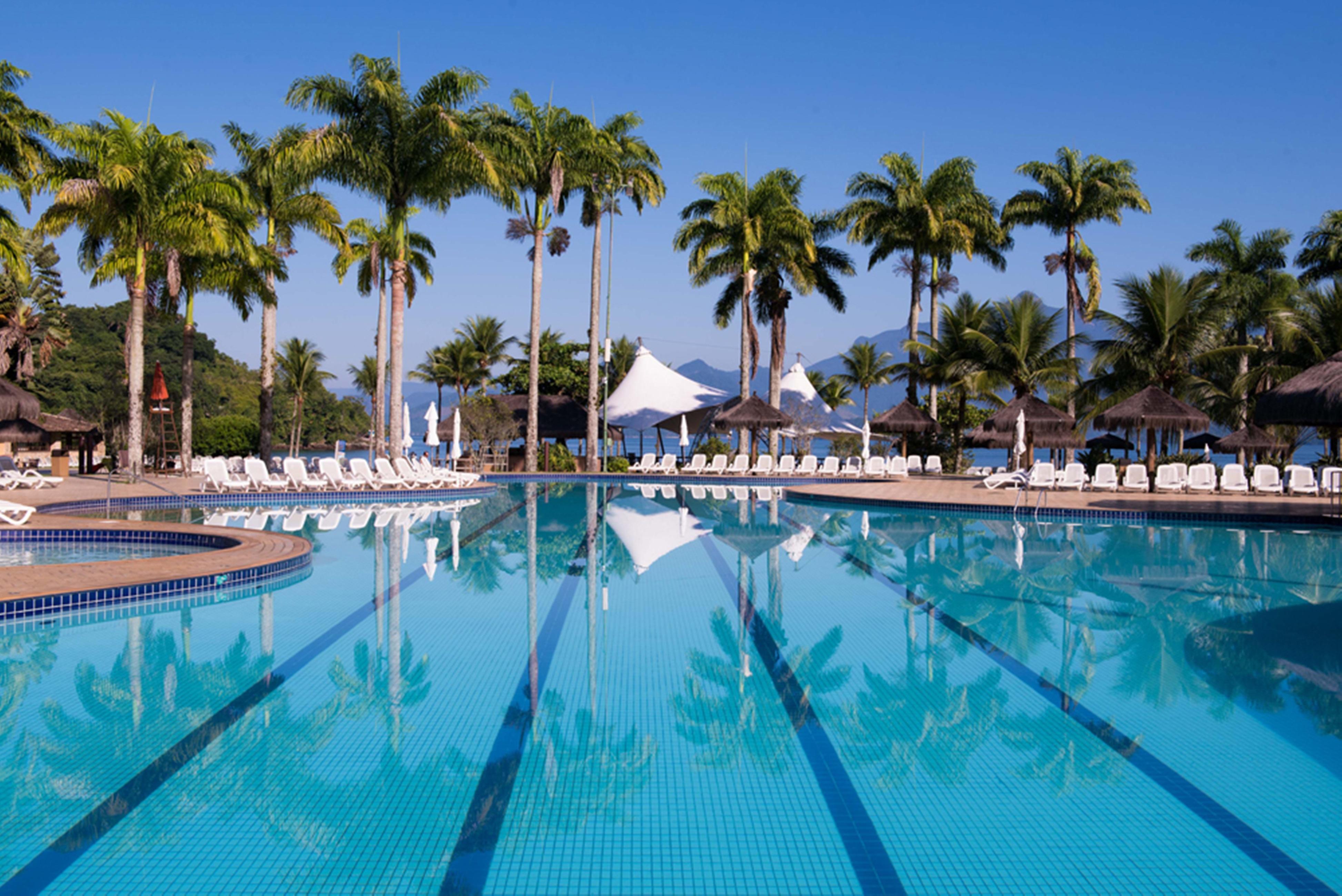 Vila Gale Eco Resort Angra Ангра-дус-Рейс Екстер'єр фото The swimming pool at the Sheraton Nha Trang Hotel & Spa Resort